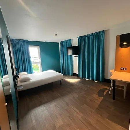 Hotel Paris Noisy-le-sec 2*