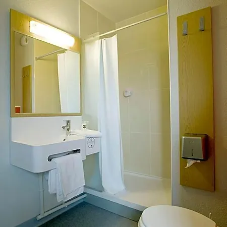 Hotel Paris Noisy-le-sec 3*